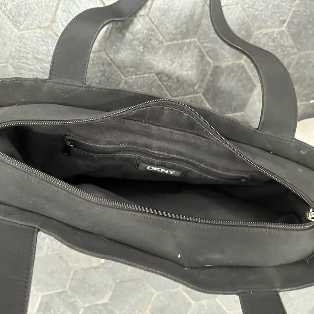 DKNY tote bag - Picture 5 of 16